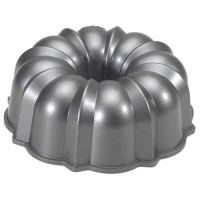 Nordic Ware Pro Cast Original Bundt Pan, 12 Cup