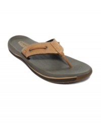 This pair of men's flip flops is durable enough for all-terrain warm weather adventures, so these smooth men's sandals from Sperry Top-Sider keep you on the go all spring and summer long.