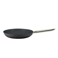 Mario Batali by Dansk? Light 8 Black Skillet