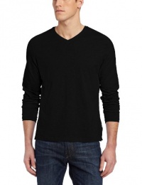 Calvin Klein Sportswear Men's Long Sleeve Solid V-Neck Tee