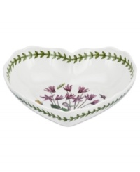 Lifelike blooms and Portmeirion's triple-leaf border grace this heart-shaped dish, a must-have for the Botanic Garden dinnerware collector.