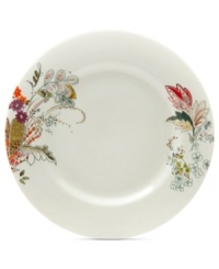 With a floral pattern that's truly fresh, Marcela's Floral Henna dinner plate for Prima Design has an exotic quality about it with vibrant colors blooming in simple white porcelain.