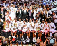 Miami Heat 2013 NBA Finals Game 7 Team Celebration Photo 8x10