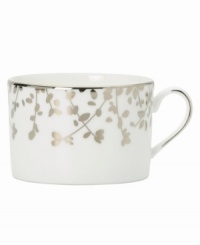 An instant classic from kate spade new york, this Gardner Street Platinum teacup exudes contemporary elegance. Stems of platinum foliage flourish on fine white bone china, creating a stylized two-tone floral motif to freshen up your formal table.