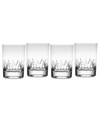 The blazing starburst and vertical cuts of Duchesse double old-fashioned glasses lend sparkling elegance to any occasion. This collection is also the perfect complement to Duchesse dinnerware.