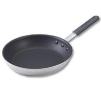 Nordic Ware Restaurant Cookware 10.5-Inch Nonstick Frying Pan