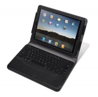 iLuv iCK826BLK Professional Case with Detachable Keyboard for Apple iPad 4,  iPad 3, 2nd Gen. iPad 2 WiFi / 3G Model 16GB, 32GB, 64GB NEWEST Model (Black)