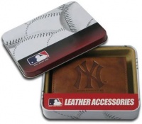 MLB New York Yankees Embossed Trifold Wallet