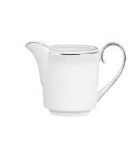 Vera Wang by Wedgwood Blanc Sur Blanc Creamer