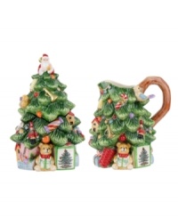 Evergreen trees with the baubles, birds and perfectly wrapped packages of Spode's historic dinnerware pattern, the Christmas Tree Prestige sugar and creamer set from this collection of serveware and serving dishes is a festive gift to holiday dining.