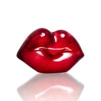 Kosta Boda 2.5H in. Makeup Hot Lips