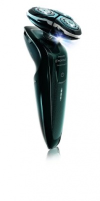 Philips Norelco 1250X/46 SensoTouch 3D Electric Razor, Frustration Free Packaging