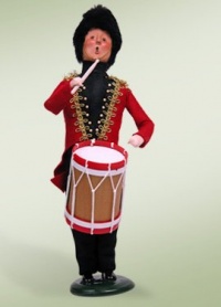 12 Days of Christmas: Twelve Drummers Drumming Figurine