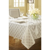 Lenox Laurel Leaf 70-Inch Round Tablecloth, Platinum