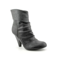 G By Guess Fairly 2 Womens Faux Leather Fashion Ankle Boots