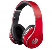 Beats Studio Over-Ear Headphone (Red) [Old Version]